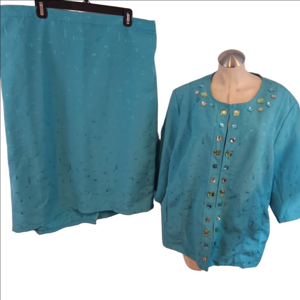 Maggie Barnes Size 2X Blue Embellished Pencil Skirt Blazer Set